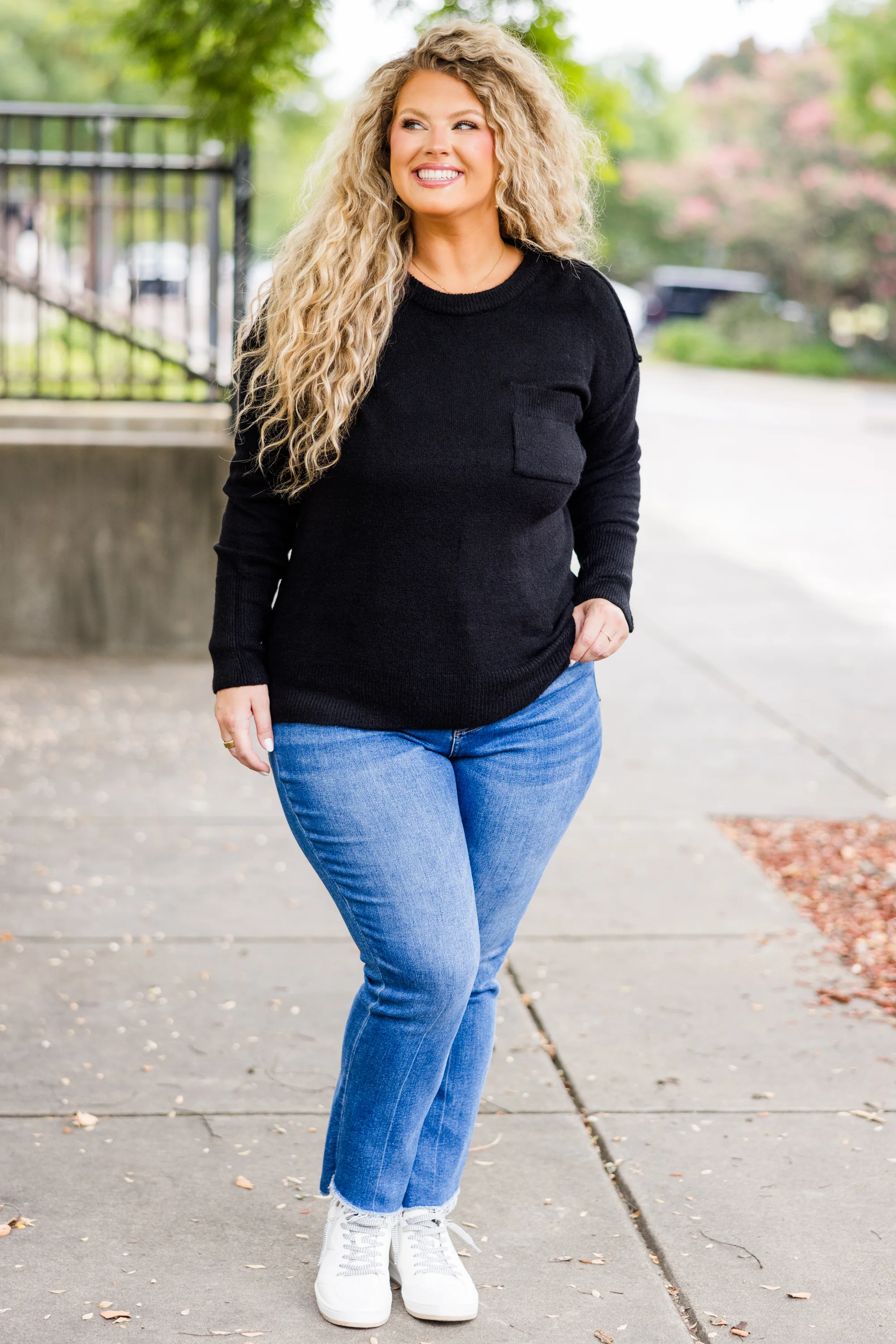 Unwind Your Mind Pullover, Black - Giverhouse