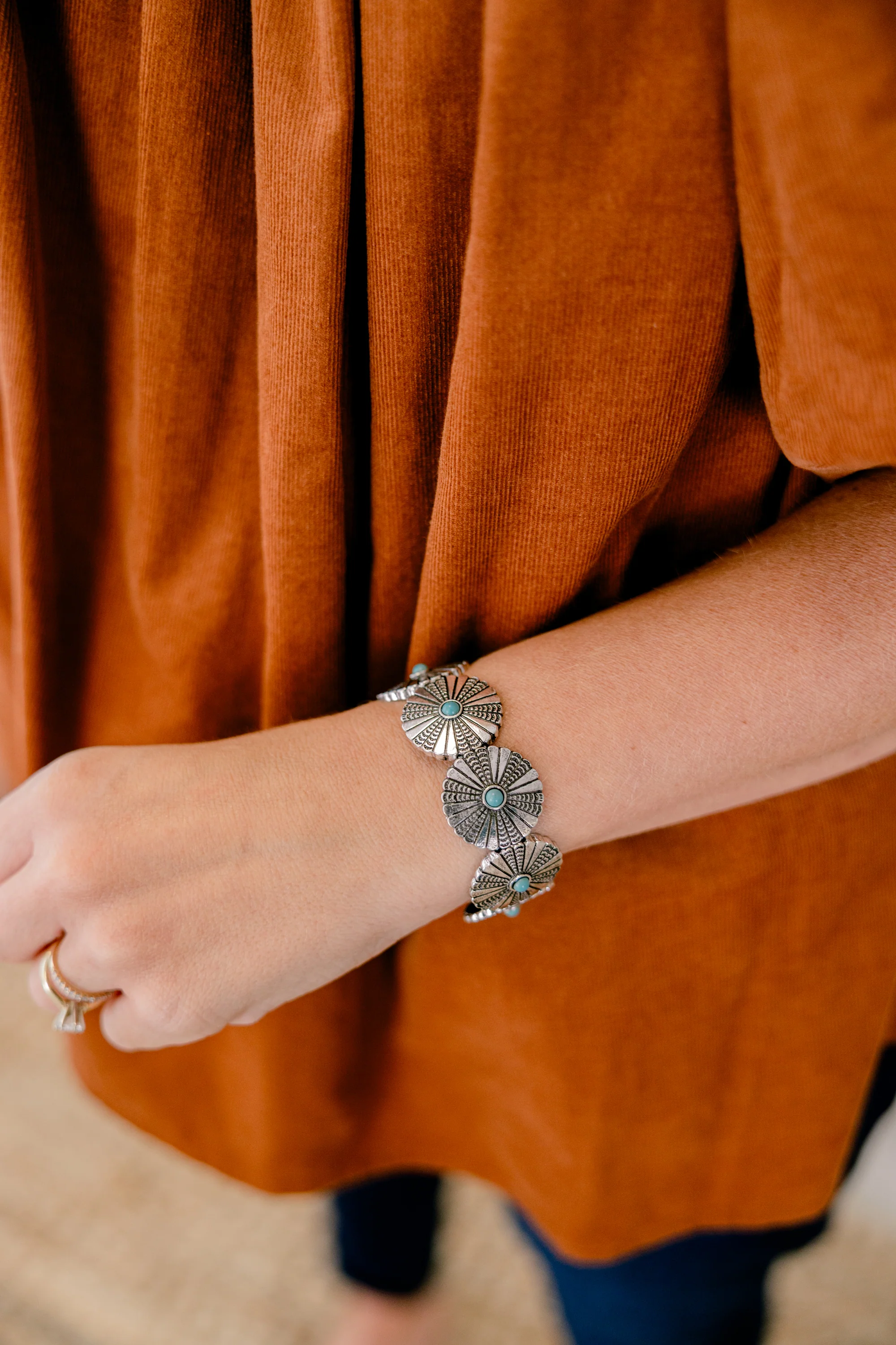 Lasso And Lace Bracelet, Turquoise - Giverhouse