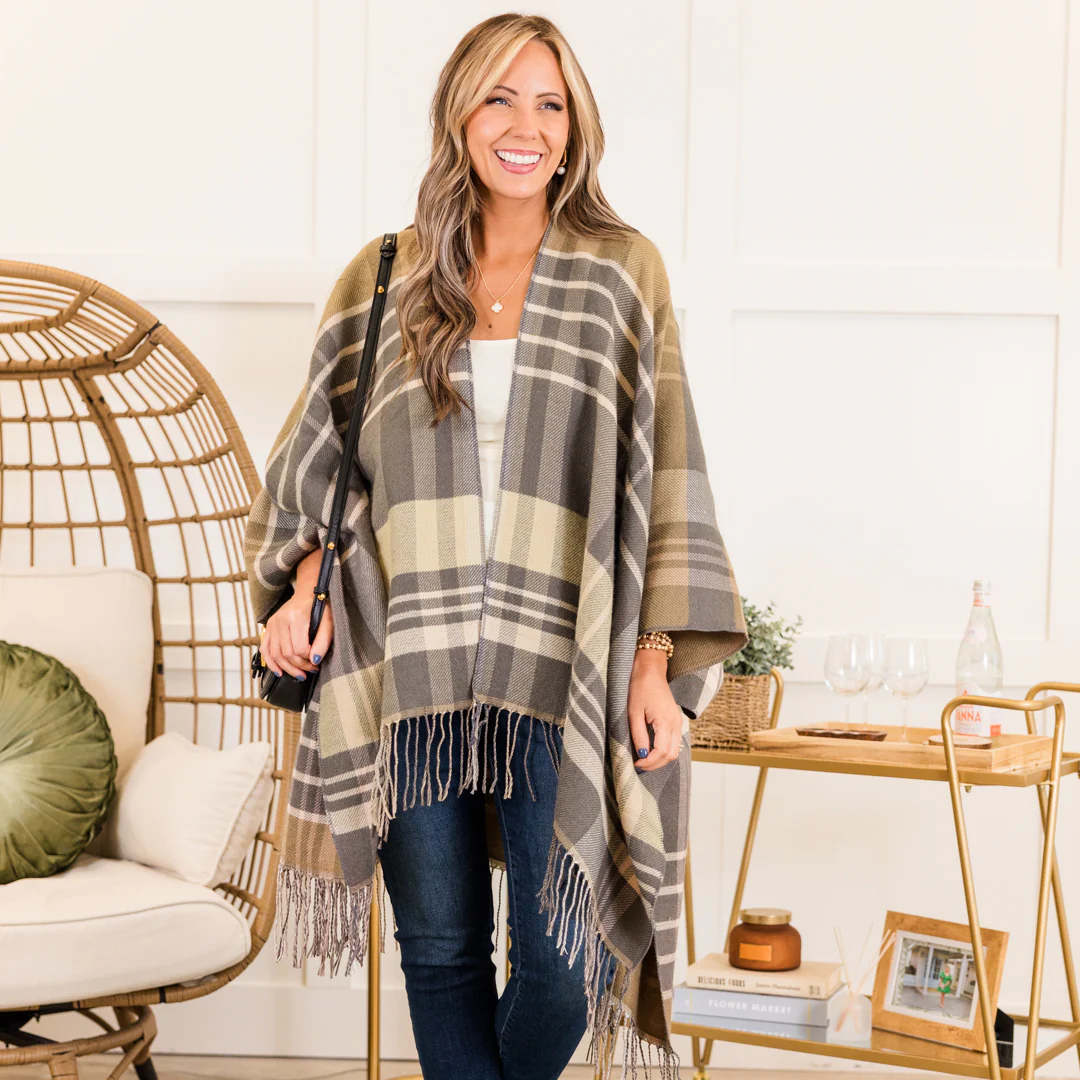 Woolen Whisper Poncho, Gray - Giverhouse