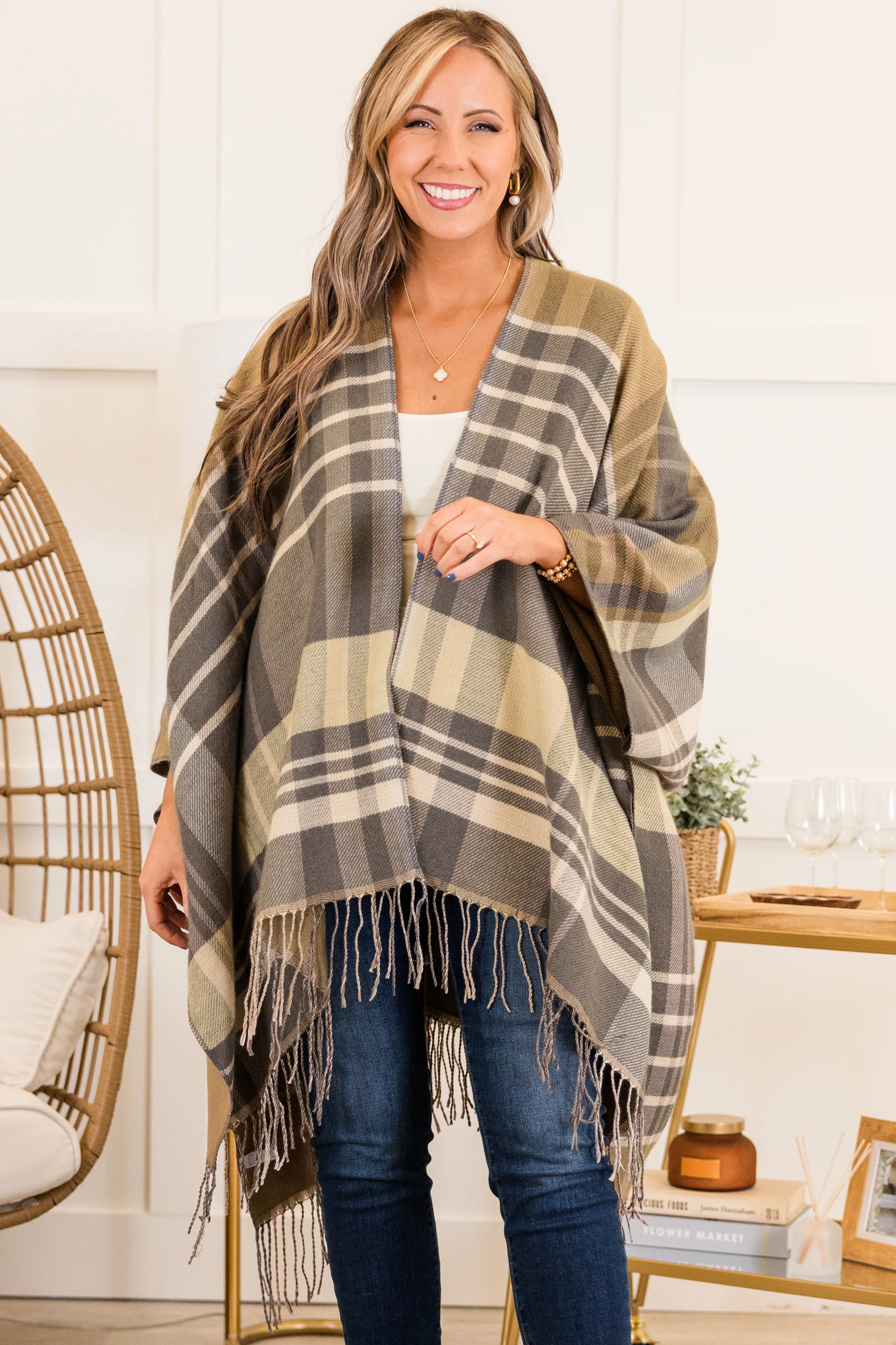 Woolen Whisper Poncho, Gray - Giverhouse
