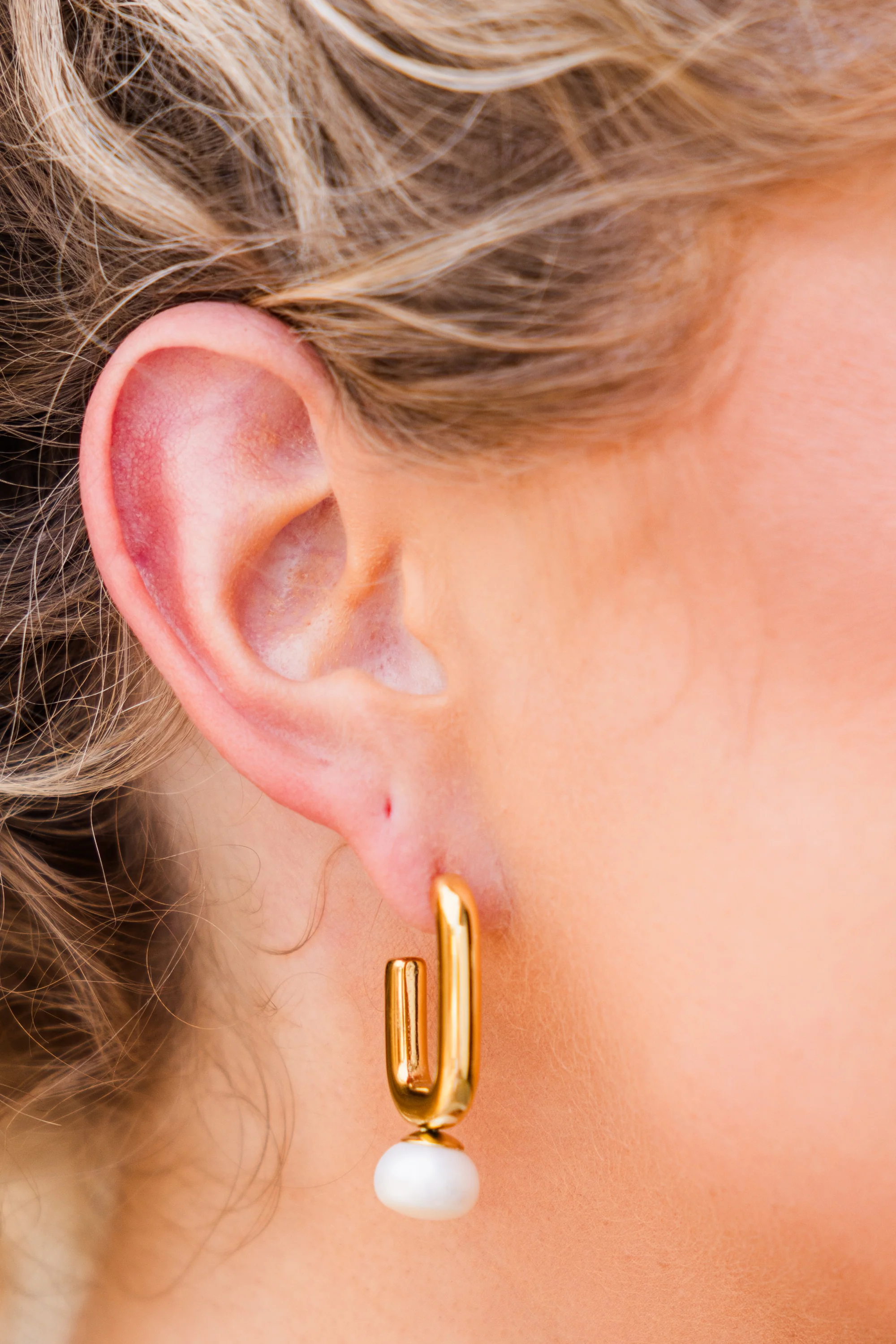 Lauren Kenzie: Spirit Of Bliss Earrings, Pearl - Giverhouse