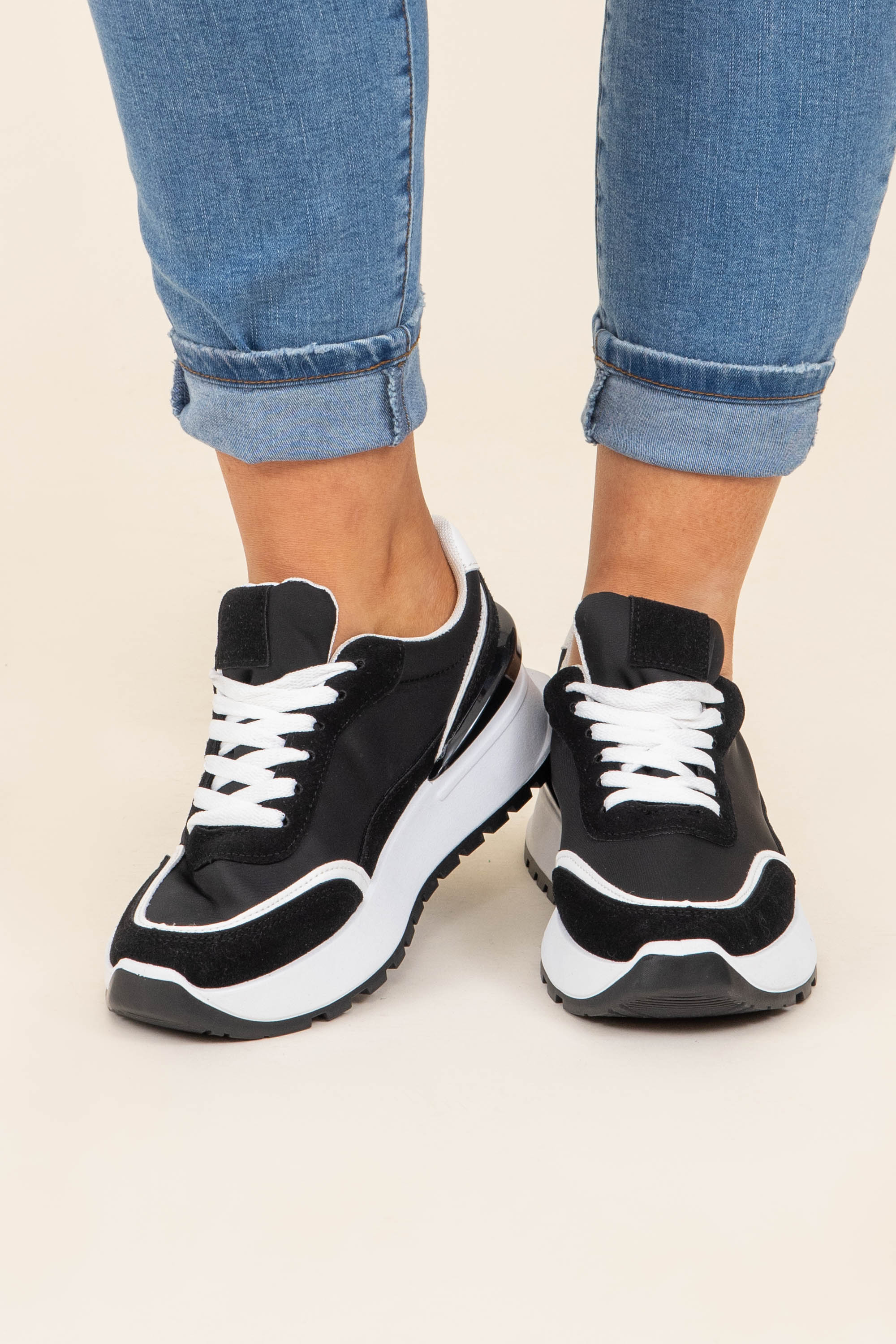 Going For A Walk Sneakers, Black - Giverhouse