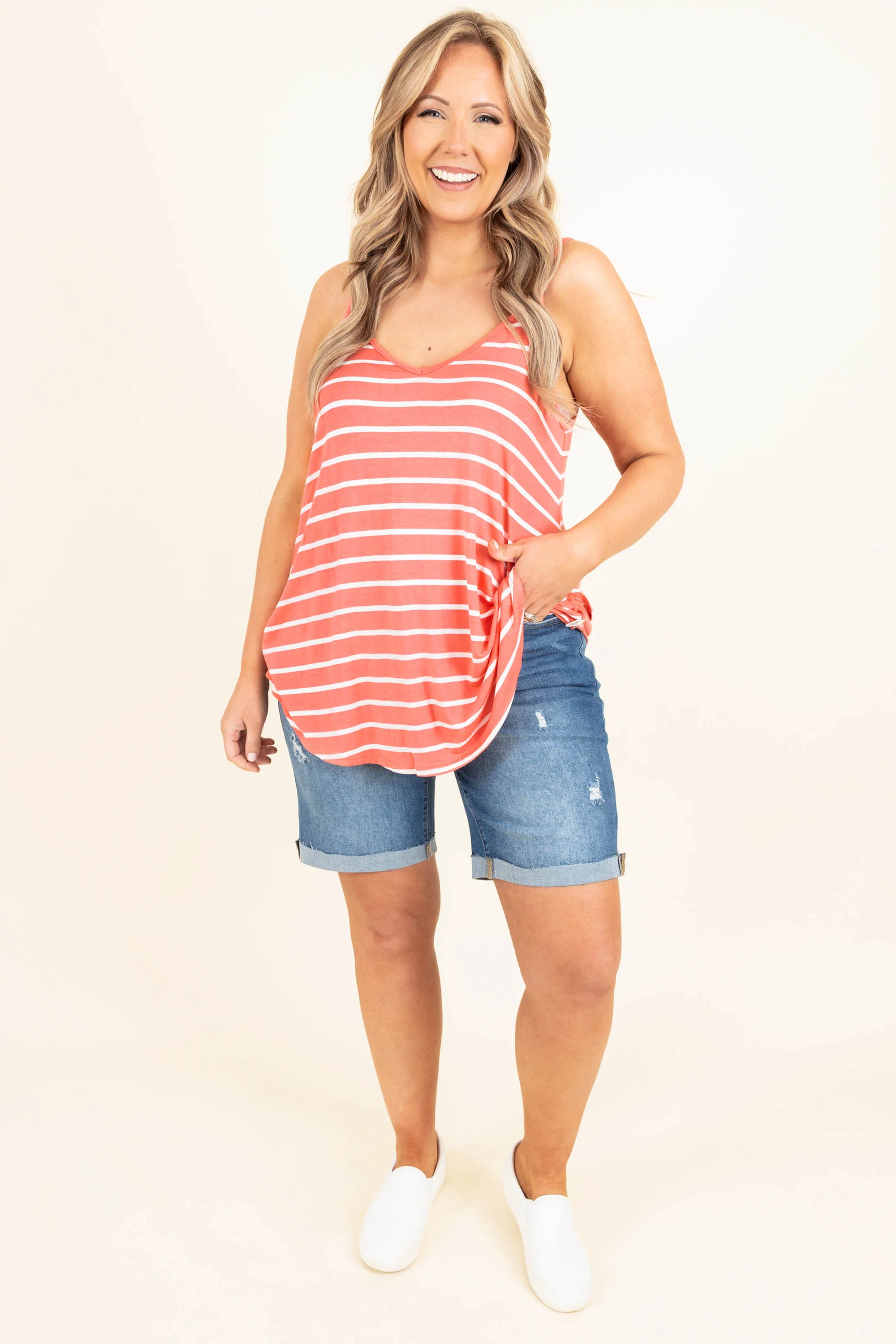 Weekend Away Shorts, Medium Wash - Giverhouse